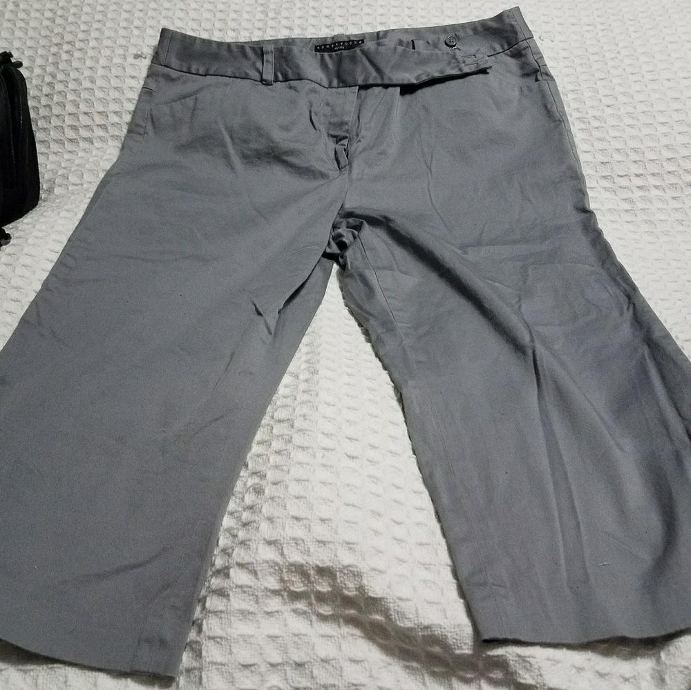 Apostrophe capris